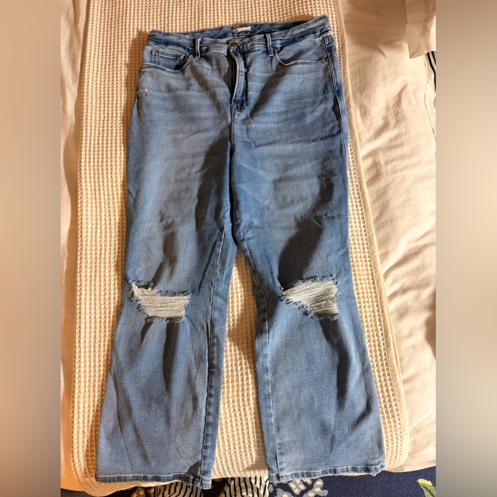 Good American Light Blue Denim Jeans